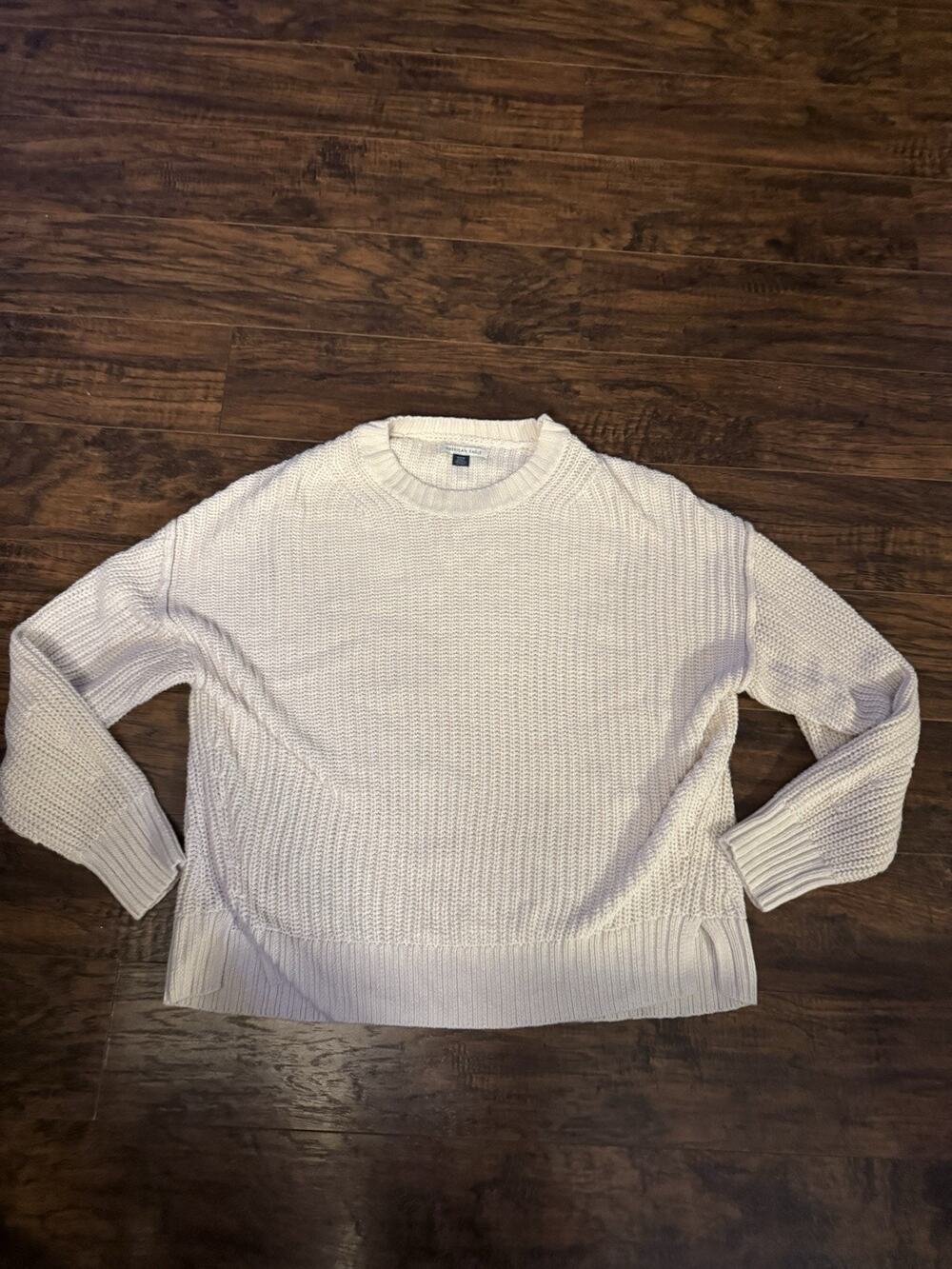 American Eagle Outfitters Women’s Medium Cream 100% Cotton Chunky Knit Sweater